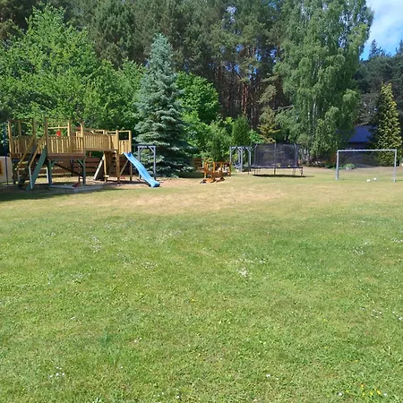 Semesterbostad Zielone Zacisze & Z Sauna Wierzchucino